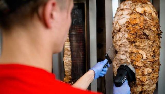 Роспотребнадзор Якутии: в Чурапче шаурмой отравились 22 человека, восемь из них — дети