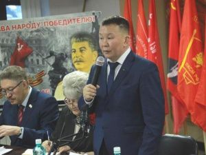 Руководство постоянным комитетом по культуре и СМИ в якутском парламенте осталось за представителем КПРФ