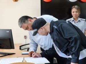 Исправление через образование: осужденным вручены аттестаты и свидетельства о профессии