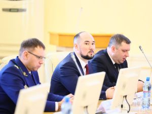 Лучшим юристам Якутии присудили правительственные и ведомственные награды