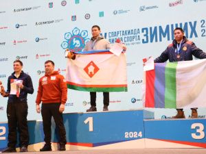 В Алдане чемпионы зимней спартакиады Якутии получили заслуженные награды