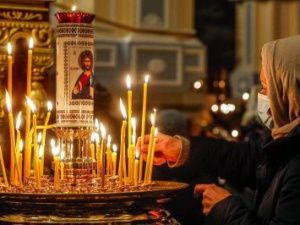 Православные христиане празднуют Рождество