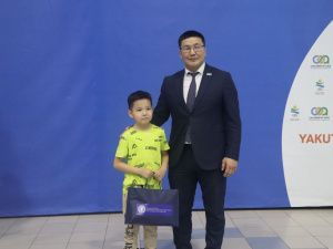 В Якутске начались соревнования по плаванию «Олимпийские надежды» среди школьников