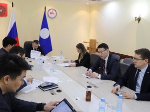 Первый зампред Якутии призвал форсировать участие в голосовании по отбору проектов благоустройства