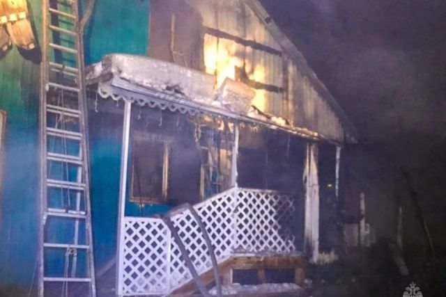 В Верхневилюйске пострадавшей в результате трагического пожара семье окажут помощь