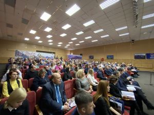 В рамках отчета правительства Кирилл Бычков встретился с трудовыми коллективами Нерюнгри