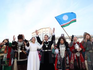 В Якутске прошел масштабный осуохай в честь Дня государственности республики