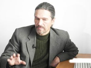 Назначено прощание с режиссером Робертом Лабидасом