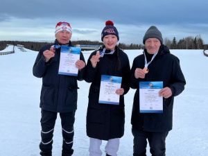 80-летние лыжники принесли Якутии несколько медалей всероссийского соревнования