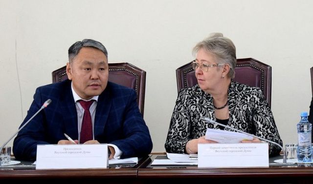 Как Гордума Якутска подставила и опозорила Айсена Николаева