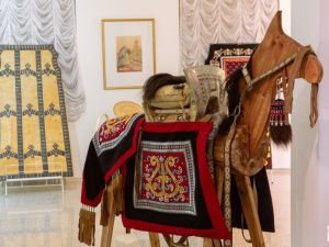 Амгинские мастера представили проект с ожившими картинами