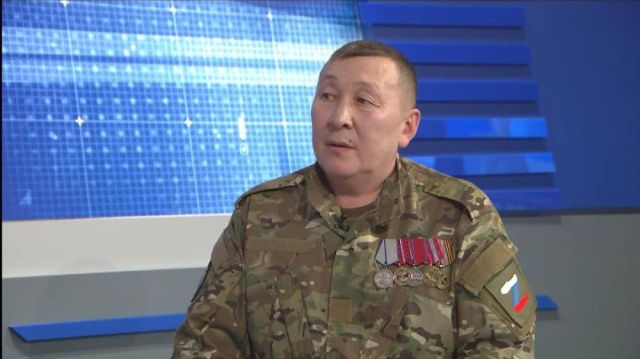 Герой России Александр Колесов принял участие в первой программе «СВОи герои» на НВК «Саха»