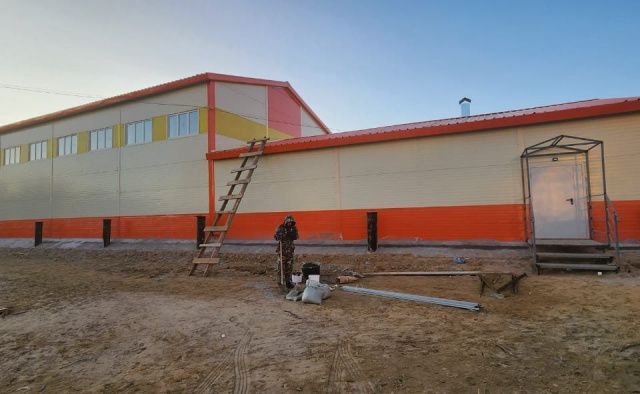 Спортивные залы для школ № 10 и 20 Якутска планируют сдать в октябре