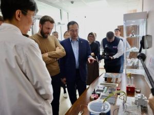 Помощнику Президента России представили разработки Арктического инновационного центра СВФУ