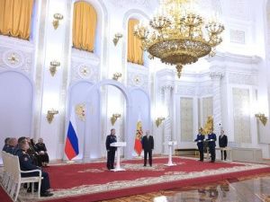 Якутяне-Герои России приняли участие в церемонии вручения медалей «Золотая Звезда» Героям РФ