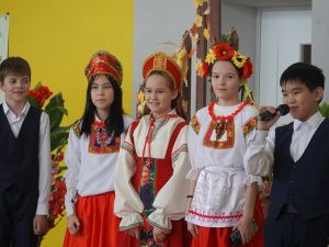 В СОШ №13 г. Якутска прошел праздник «Посиделки на Покров»