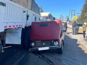 В Якутии за сутки в одном ДТП погиб водитель, в другом пострадал пассажир