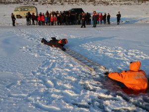 Как спасти человека: по тонкому льду