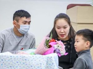 Почти 15 тысячам родителей перечислили новую семейную выплату в Якутии
