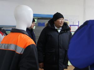 Глава Хангаласского района Республики Саха (Якутия) Сергей Гребнев посетил производство в исправительной колонии № 6 