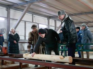 Представители торгово-промышленной палаты Республики Саха (Якутия) и предприниматели региона ознакомились с производственными возможностями исправительной колонии № 6 