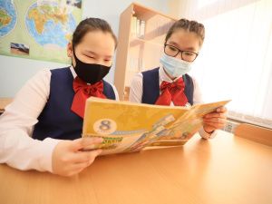 Айсен Николаев открыл новую школу в селе Кытанах Чурапчинского улуса