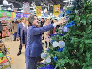 Джулустан Борисов принял участие в благотворительной акции «Елка добра»