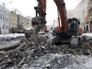 С 16 ноября перекрыт участок проспекта Ленина от улицы Октябрьская до магазина «Илин Эҥэр»