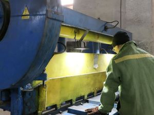 Постельное бельё, мебель и шкафчики с электронными замками: что производят в колонии № 1 в Якутске