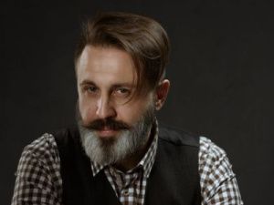 Фанатки пищат от восторга: самый харизматичный актер проведет встречу