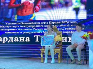 Сардане Трофимовой подарили земельный участок в Верхневилюйском районе Якутии