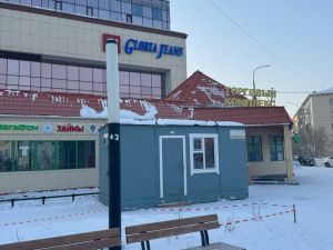 Фотофакт: Горожан удивил неприглядный вагончик