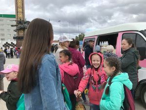 В Губинском округе провели акцию «Должны смеяться дети!» 