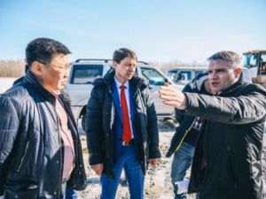 В селе Хатассы ведутся работы по берегоукреплению