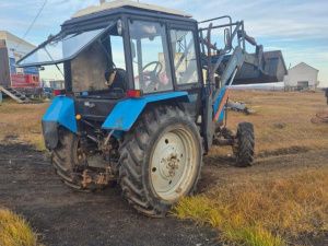 Трагедия: 8-летняя девочка выпала из окна трактора и погибла под колесами