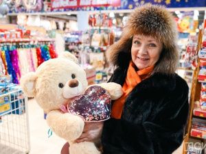 Дмитрий Садовников и руководители курируемых ведомств приняли участие в «Елке добра»