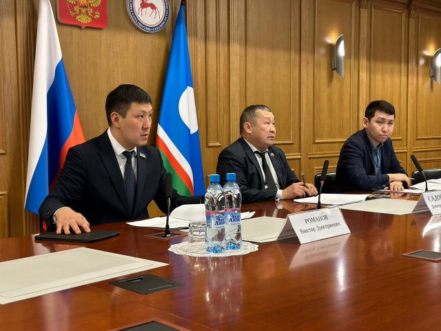 Три больших больничных комплекса введут в районных центрах Якутии