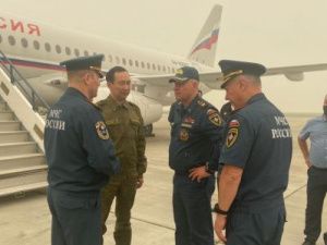 В Якутию прибыл глава МЧС России Евгений Зиничев