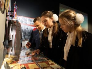 Музей боевой славы Чурапчинской школы представит раритеты в Музее Победы