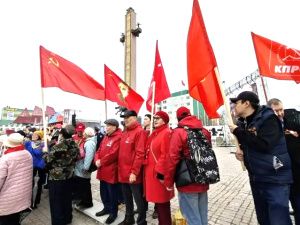 Помните! Через века, через года…