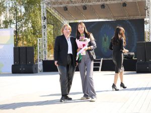 В Нюрбе состоялось официальное открытие II Республиканского молодежного фестиваля «Түмэр түгэн»