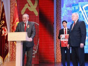 КОМСОМОЛУ ЯКУТИИ — 105 ЛЕТ!  Нам есть чем гордиться!