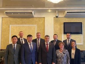 Представители АО «АК «ЖДЯ» провели встречу с ДВГУПС