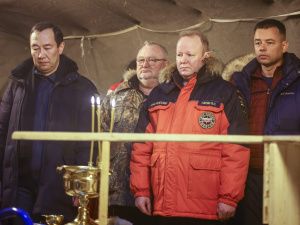 Сотрудники МЧС обеспечивают безопасность Крещенских купаний