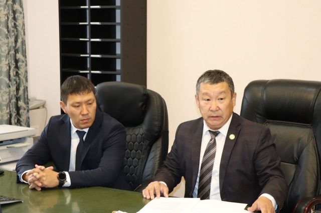 Коллективу министерства строительства Якутии представили нового руководителя