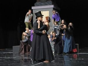 В Русском театре впервые состоится показ спектакля «Евгений Онегин»