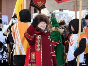 Праздничным шествием отметили День народного мастера в Якутии