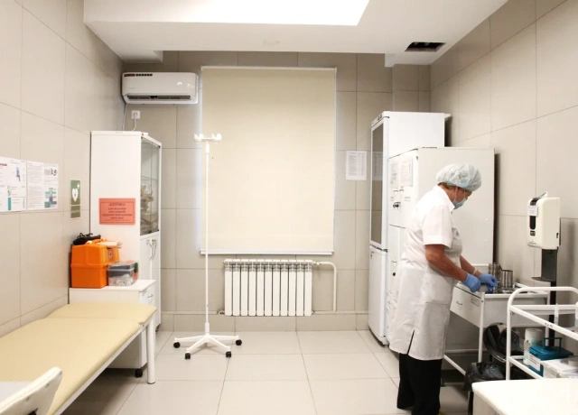 В Якутии в школах возобновили работу медицинских кабинетов