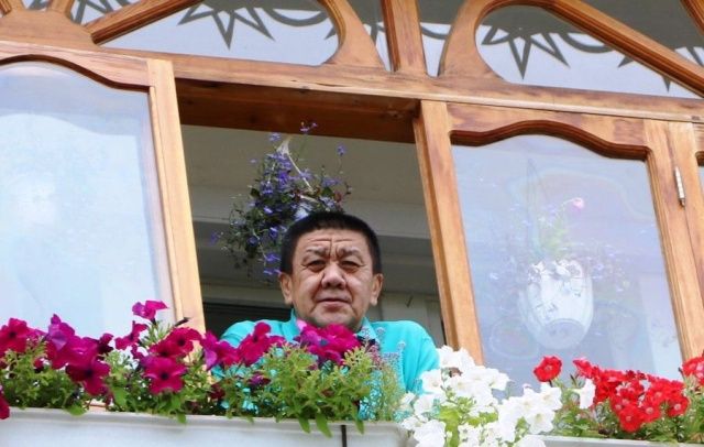 Глава Ленского района лечится от COVID дома