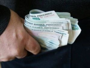 В Якутске гендиректор предприятия присвоил пособие по беременности и родам своей сотрудницы